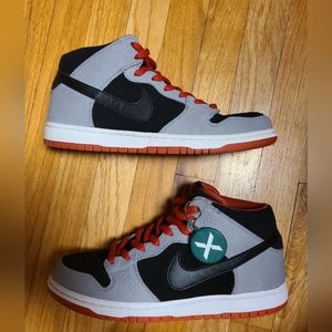 Nike SB Dunk Mid Pro Unsupreme Men's 10